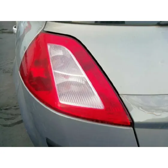 RENAULT MEGANE II BERLINA 5P '2004 1.6 16V GRIS PLATA