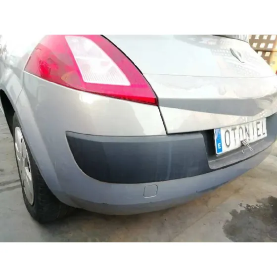 RENAULT MEGANE II BERLINA 5P '2004 1.6 16V GRIS PLATA