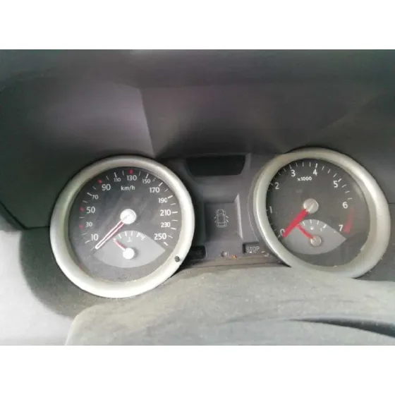 RENAULT MEGANE II BERLINA 5P '2004 1.6 16V GRIS PLATA
