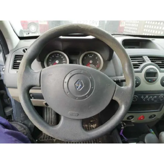 RENAULT MEGANE II BERLINA 5P '2004 1.6 16V GRIS PLATA