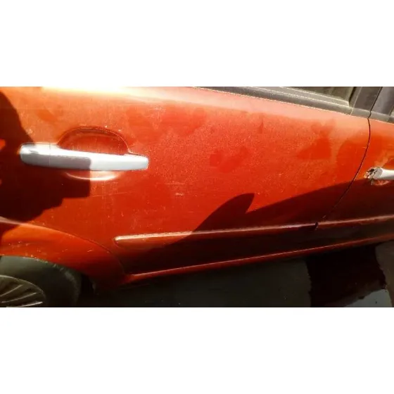 CITROEN C3 '2004 HDI 70 SENSODRIVE PREMIER ROJO