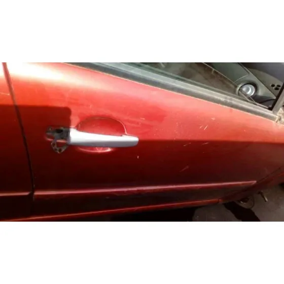 CITROEN C3 '2004 HDI 70 SENSODRIVE PREMIER ROJO