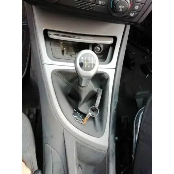 BMW SERIE 1 BERLINA (E81/E87) '2006 118D NEGRO