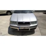 SKODA OCTAVIA BERLINA (1U2) '2002 CLASSIC PLATA