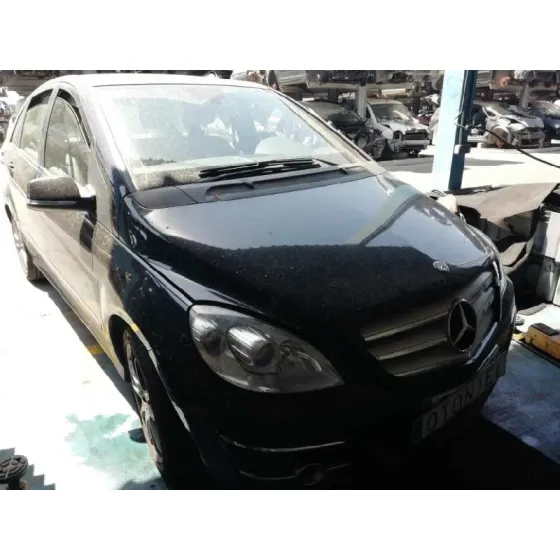MERCEDES CLASE B (W245) '2010 180 CDI (245.207) NEGRO