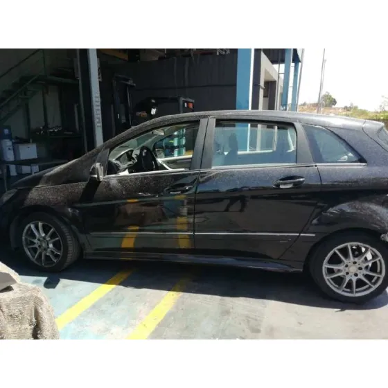 MERCEDES CLASE B (W245) '2010 180 CDI (245.207) NEGRO