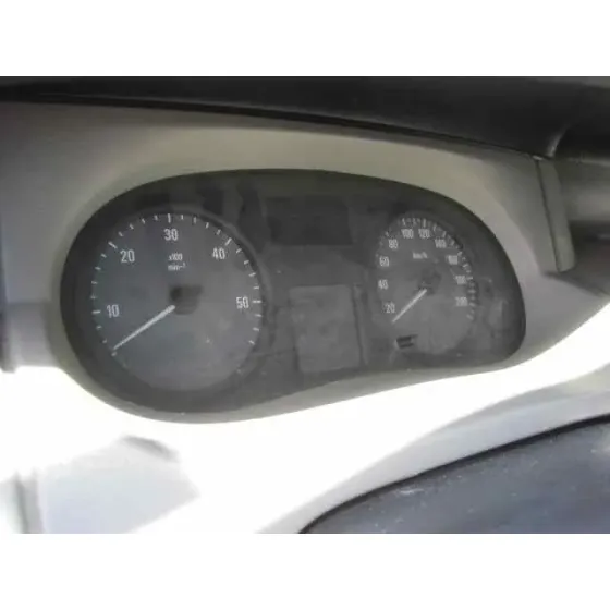 OPEL VIVARO FURGON/COMBI (07.2006 =>) '2008 2.0 16V CDTI BLANCA