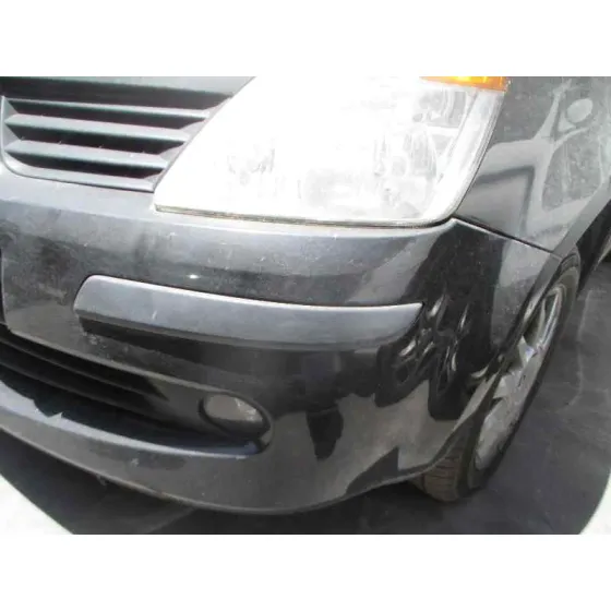 RENAULT MODUS '2004 AUTHENTIQUE NEGRO