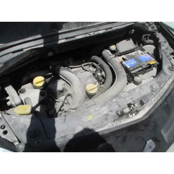RENAULT MODUS '2004 AUTHENTIQUE NEGRO