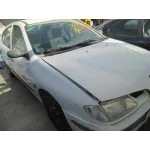 RENAULT MEGANE I BERLINA HATCHBACK (BA0) RENAULT MEGANE I BERLINA HATCHBACK (BA0) '1996 1.9 D EUROPA BLANCO 1996