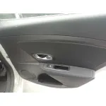 RENAULT MEGANE III BERLINA 5 P RENAULT MEGANE III BERLINA 5 P '2014 BOSE EDITION BLANCO 2013