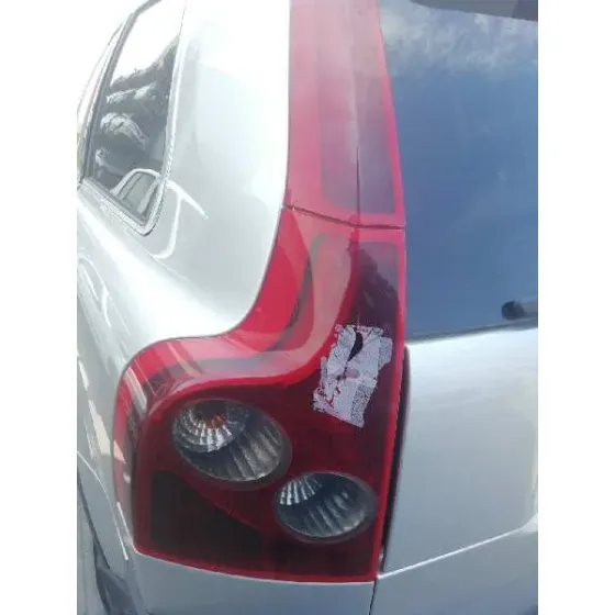 VOLVO XC90 '2004 2.4 DIESEL CAT PLATA