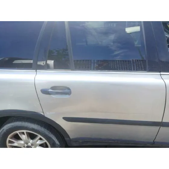 VOLVO XC90 '2004 2.4 DIESEL CAT PLATA