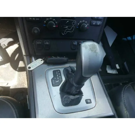 VOLVO XC90 '2004 2.4 DIESEL CAT PLATA