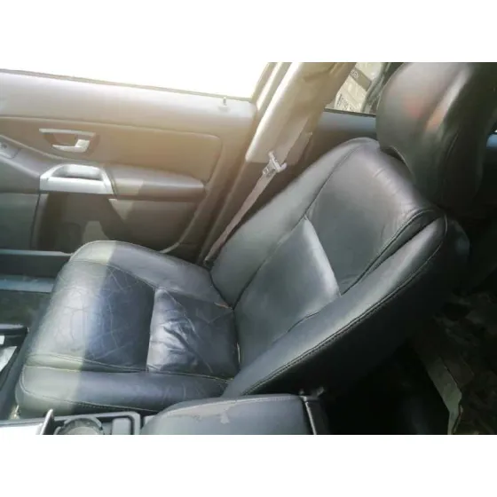 VOLVO XC90 '2004 2.4 DIESEL CAT PLATA