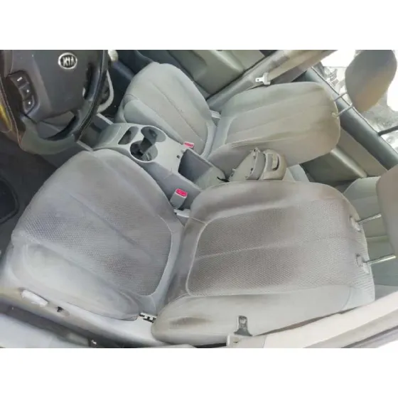 KIA CARENS (UN) '2008 2.0 CRDI GRIS