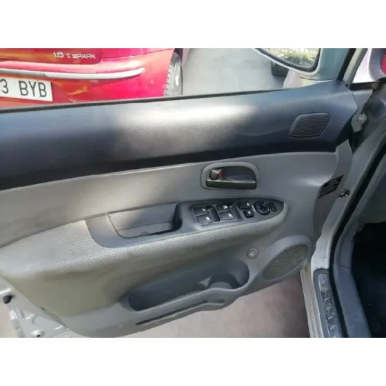 KIA CARENS (UN) '2008 2.0 CRDI GRIS