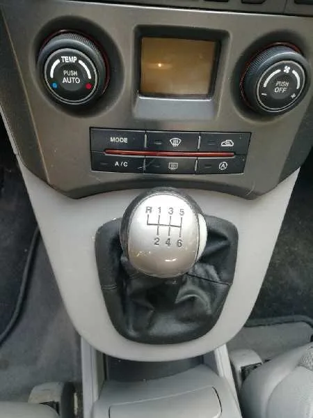 KIA CARENS (UN) '2008 2.0 CRDI GRIS