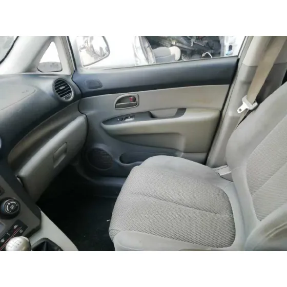 KIA CARENS (UN) '2008 2.0 CRDI GRIS