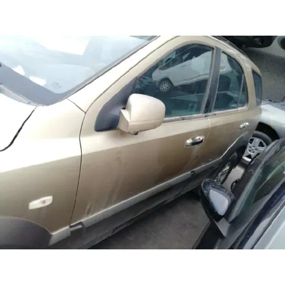 KIA SORENTO '2002 2.5 CRDI CAT MARRON RARO