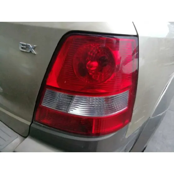 KIA SORENTO '2002 2.5 CRDI CAT MARRON RARO