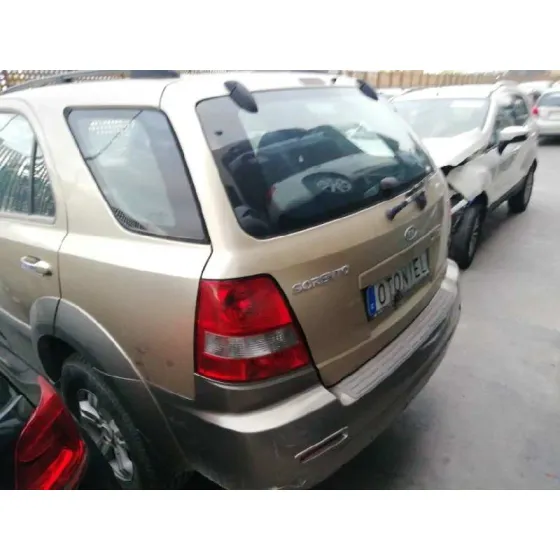 KIA SORENTO '2002 2.5 CRDI CAT MARRON RARO