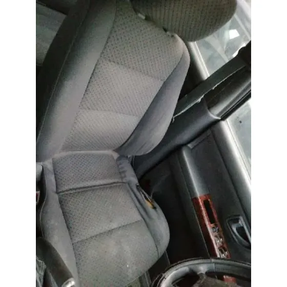 KIA SORENTO '2002 2.5 CRDI CAT MARRON RARO