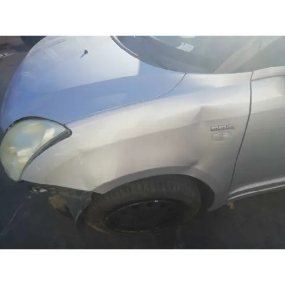 SUZUKI SWIFT BERLINA (MZ) '2007 GL (3-PTAS.) GRIS
