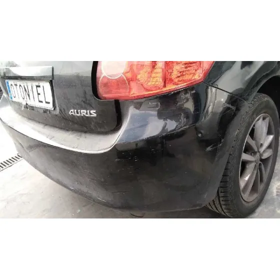 TOYOTA AURIS '2010 ACTIVE NEGRO