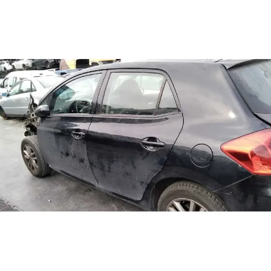 TOYOTA AURIS '2010 ACTIVE NEGRO