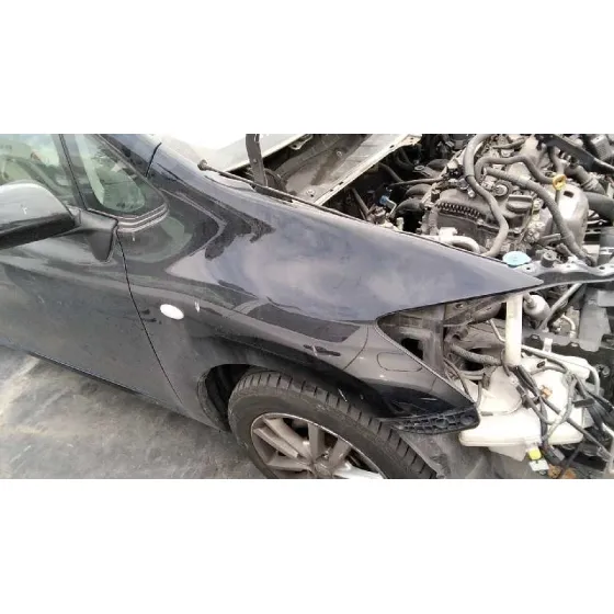 TOYOTA AURIS '2010 ACTIVE NEGRO