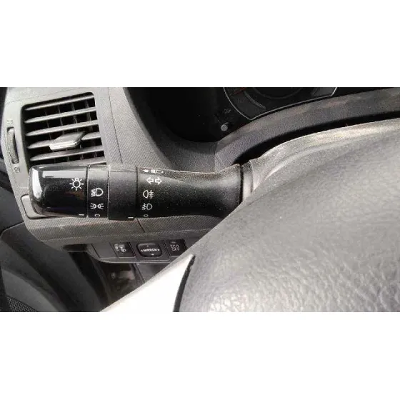 TOYOTA AURIS '2010 ACTIVE NEGRO