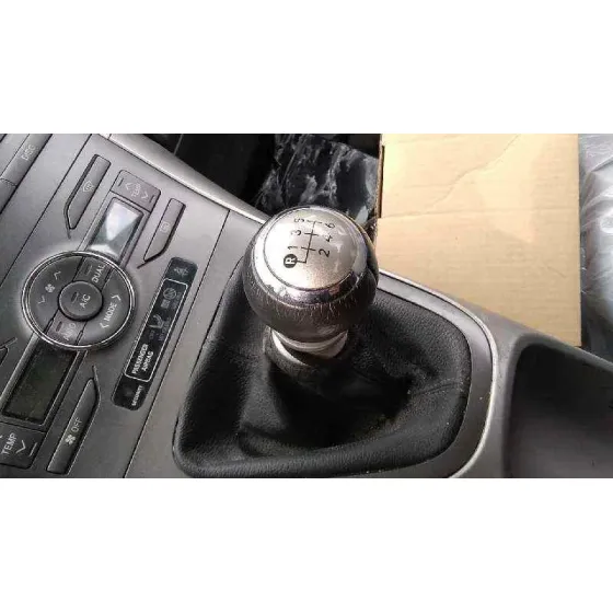 TOYOTA AURIS '2010 ACTIVE NEGRO