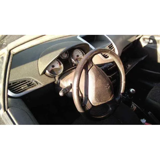 TOYOTA AURIS '2010 ACTIVE NEGRO