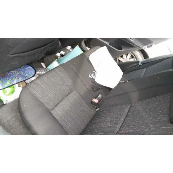 TOYOTA AURIS '2010 ACTIVE NEGRO