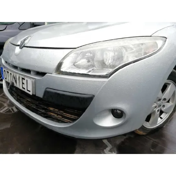 RENAULT MEGANE III BERLINA 5 P '2010 EMOTION GRIS