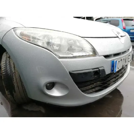 RENAULT MEGANE III BERLINA 5 P '2010 EMOTION GRIS