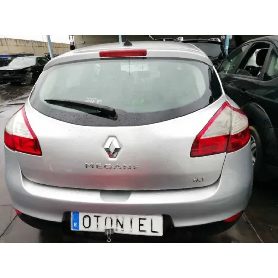 RENAULT MEGANE III BERLINA 5 P '2010 EMOTION GRIS