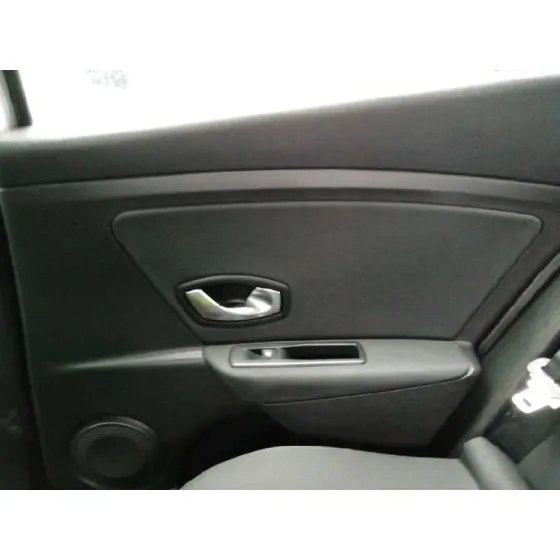 RENAULT MEGANE III BERLINA 5 P '2010 EMOTION GRIS