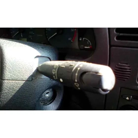CITROEN XSARA BERLINA '2001 1.9 D SX PLATA