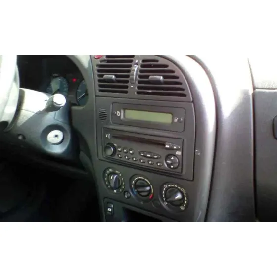 CITROEN XSARA BERLINA '2001 1.9 D SX PLATA