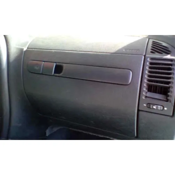 CITROEN XSARA BERLINA '2001 1.9 D SX PLATA