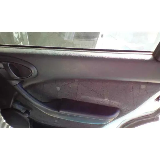 CITROEN XSARA BERLINA '2001 1.9 D SX PLATA
