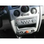 RENAULT MEGANE II BERLINA 5P RENAULT MEGANE II BERLINA 5P '2004 CONFORT AUTHENTIQUE BLANCO 2002