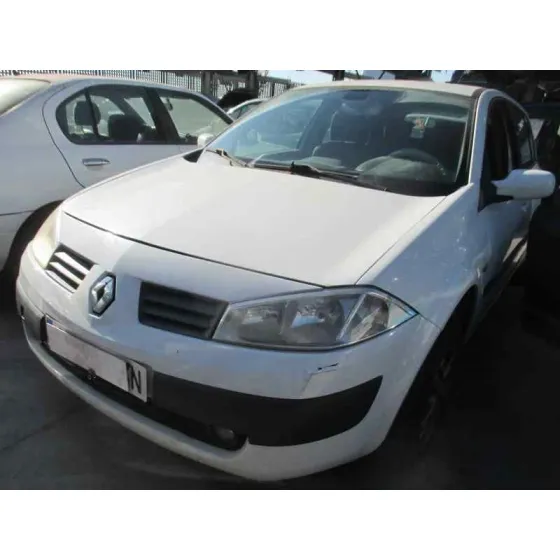 RENAULT MEGANE II BERLINA 5P '2004 CONFORT AUTHENTIQUE BLANCO