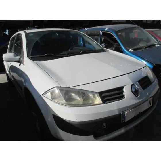 RENAULT MEGANE II BERLINA 5P '2004 CONFORT AUTHENTIQUE BLANCO