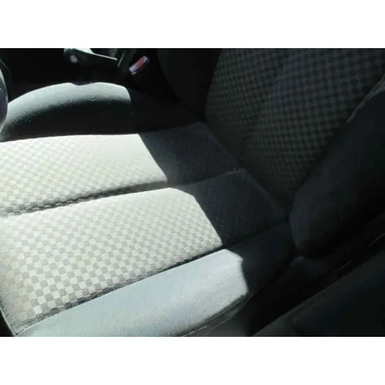 RENAULT MEGANE II BERLINA 5P '2004 CONFORT AUTHENTIQUE BLANCO