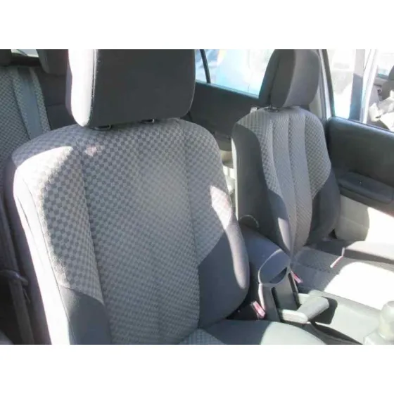 RENAULT MEGANE II BERLINA 5P '2004 CONFORT AUTHENTIQUE BLANCO