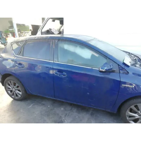 TOYOTA AURIS '2018 HYBRID ACTIVE AZUL