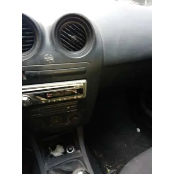 SEAT IBIZA (6L1) '2002 1.9 SDI AZUL